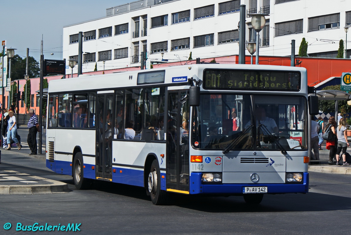 P-AV 142